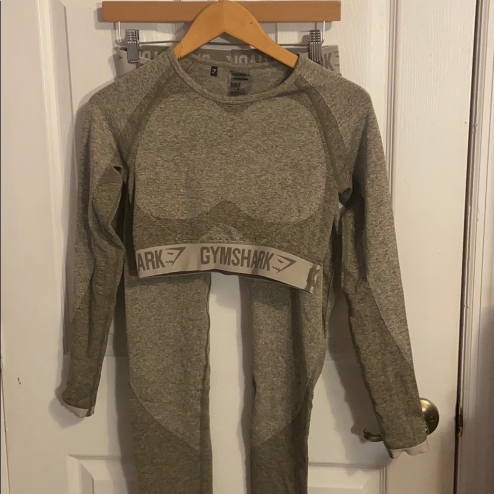 GymShark knit gym set